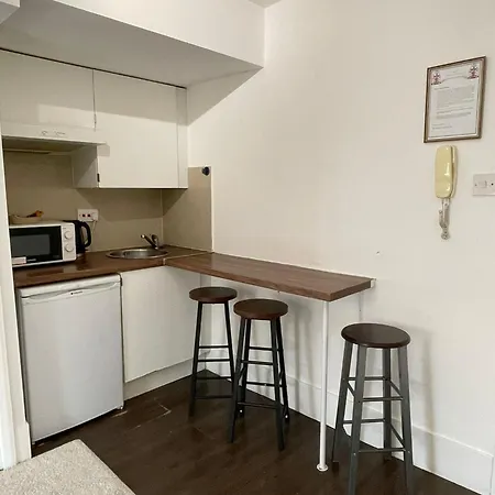 Cromwell Apartments London Exterior photo